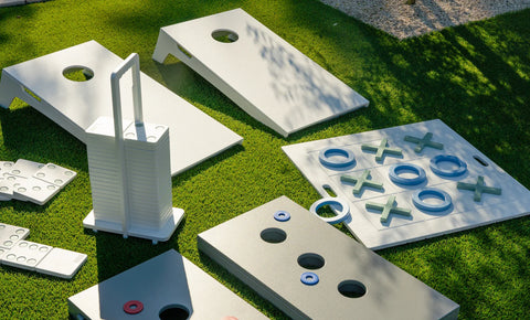 Ledge Lounger Cornhole Outdoor Game